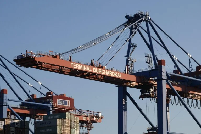 UK warns ships to plan for GNSS loss
